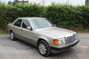 Mercedes Benz 280 E W124